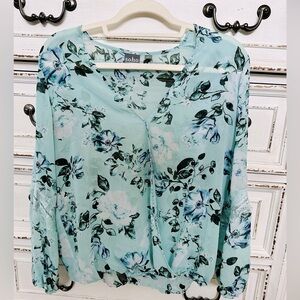 New York & Co SOHO Surplice Floral Long Sleeve Blouse (Medium)